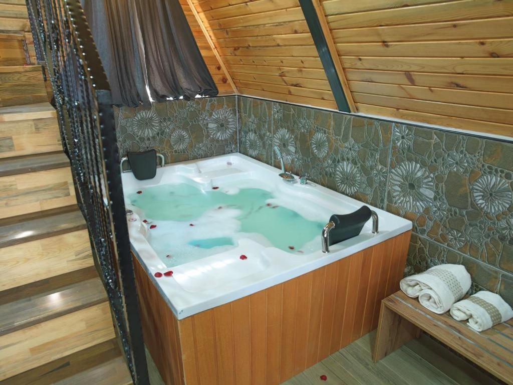 Sivas Camlica Termal Bungalow מראה חיצוני תמונה